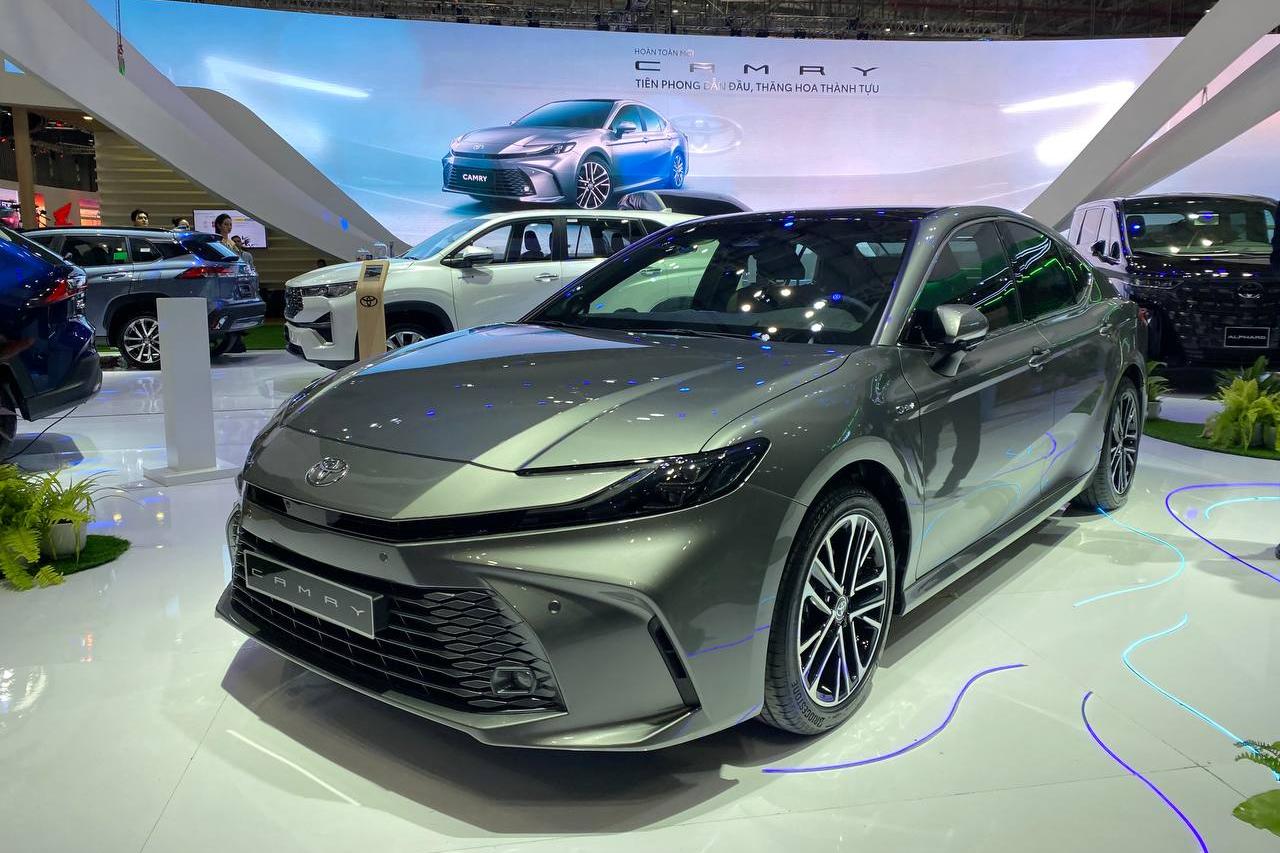 Camry (1).jpg