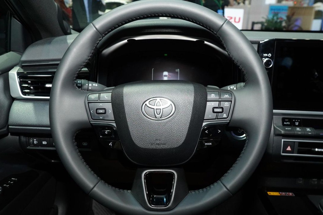 Camry (10).jpg