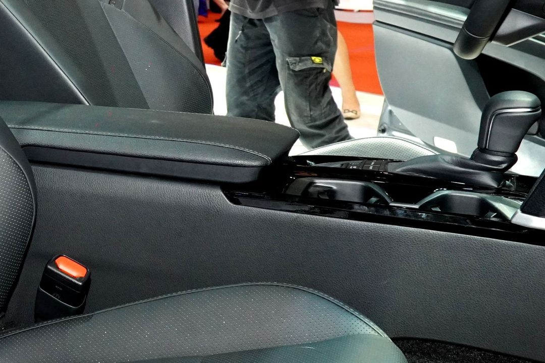 Camry (13).jpg